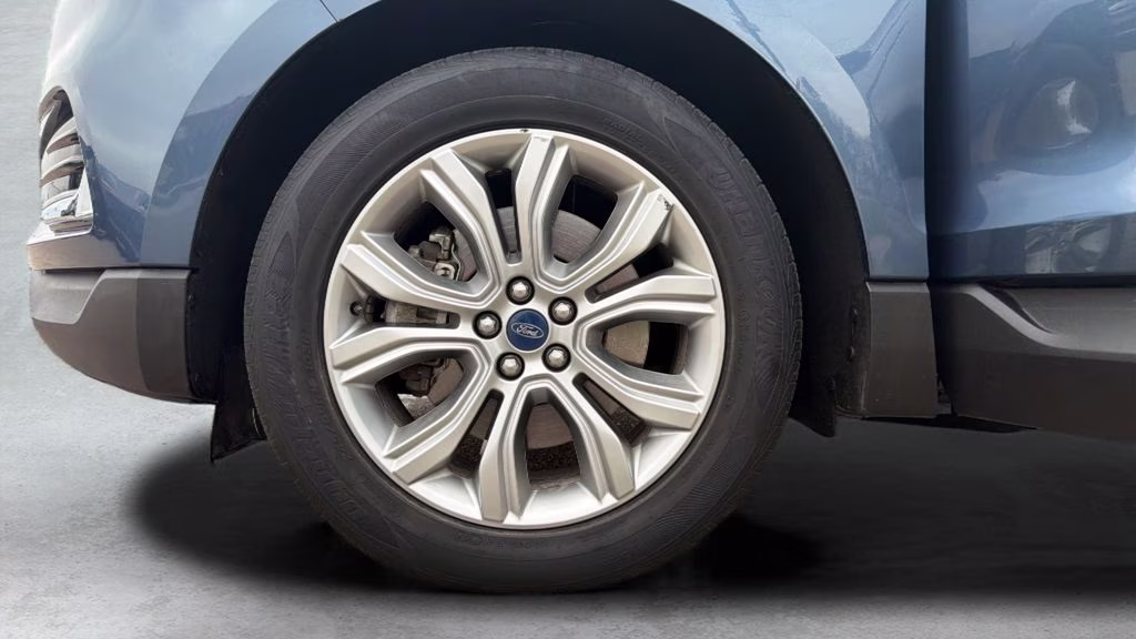 2019 Blue Metallic Ford Edge Titanium AWD SUV