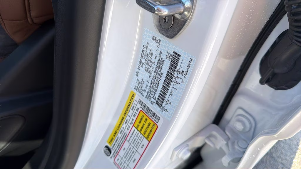 2025 Oxford White Ford Bronco Sport Outer Banks 4X4 SUV