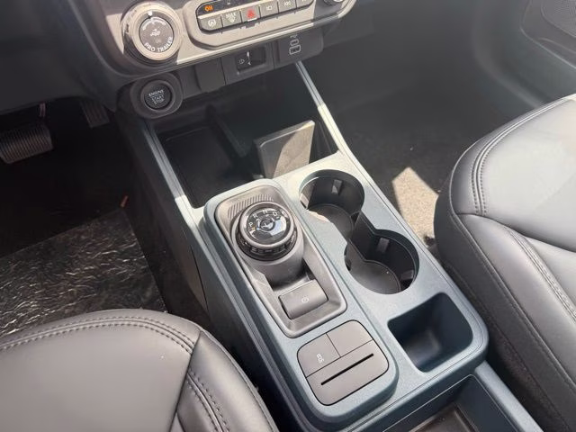 2026 Space White Metallic Ford Maverick Lariat AWD Truck
