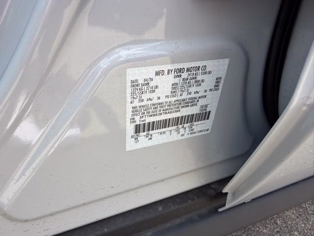 2026 Space White Metallic Ford Maverick Lariat AWD Truck