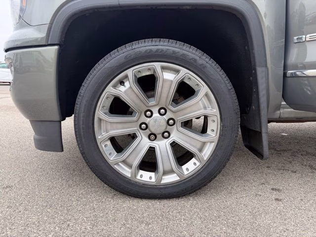 2018 Mineral Metallic GMC Sierra 1500 Denali 4X4 Truck