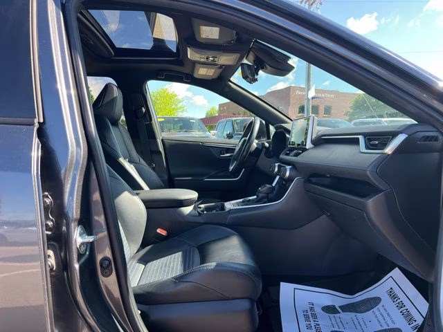 2019 Magnetic Gray Metallic Toyota RAV4 Hybrid XSE AWD SUV