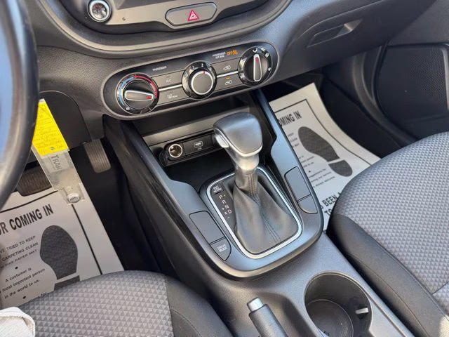 2020 Snow White Pearl Kia Soul X-Line FWD Hatchback