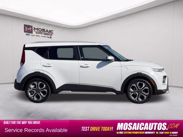 2020 Snow White Pearl Kia Soul X-Line FWD Hatchback