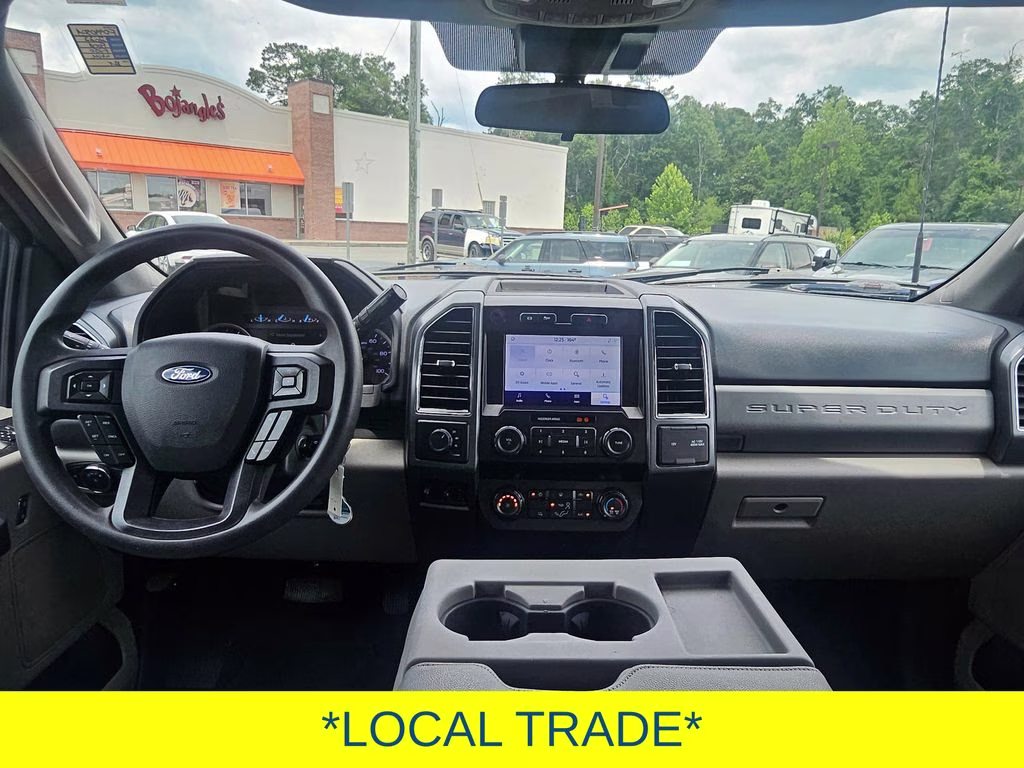 2022 Oxford White Ford Super Duty F-250 SRW XLT 4X4 Truck