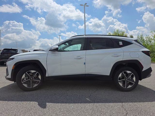 2026 Creamy White Pearl Hyundai Tucson Hybrid SEL AWD SUV