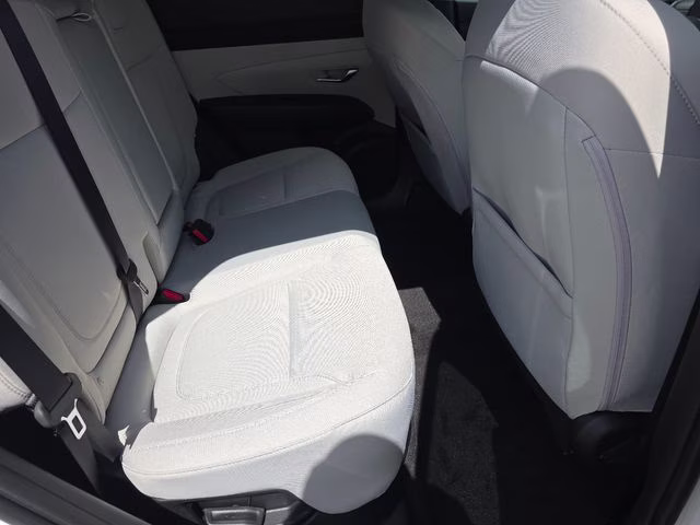 2026 Creamy White Pearl Hyundai Tucson Hybrid SEL AWD SUV