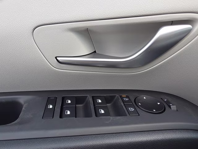 2026 Creamy White Pearl Hyundai Tucson Hybrid SEL AWD SUV
