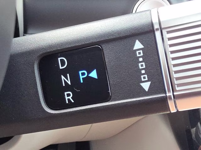 2026 Creamy White Pearl Hyundai Tucson Hybrid SEL AWD SUV