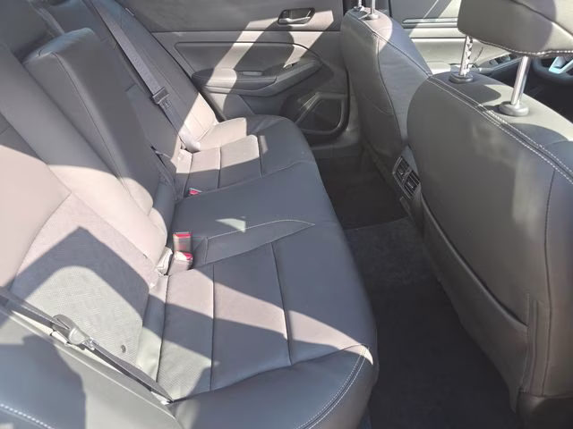 2026 Pearl White Tricoat Nissan Altima 2.5 SV FWD Sedan