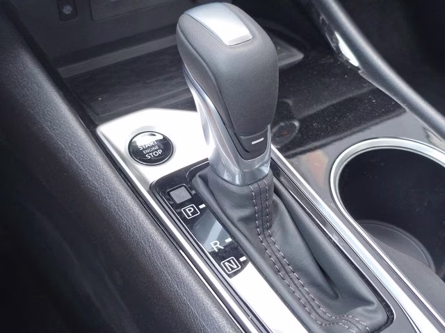 2026 Pearl White Tricoat Nissan Altima 2.5 SV FWD Sedan