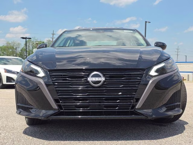2026 Super Black Clearcoat Nissan Altima 2.5 SV FWD Sedan