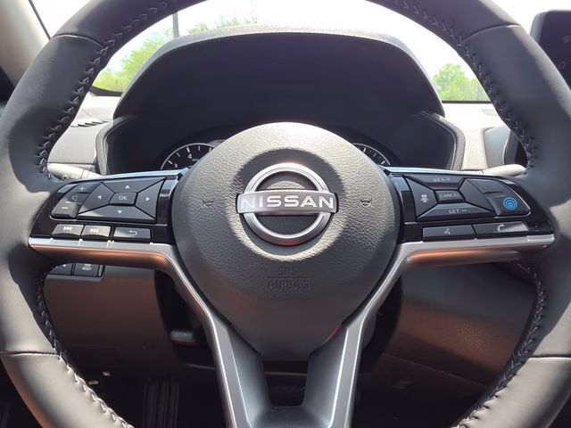 2026 Super Black Clearcoat Nissan Altima 2.5 SV FWD Sedan