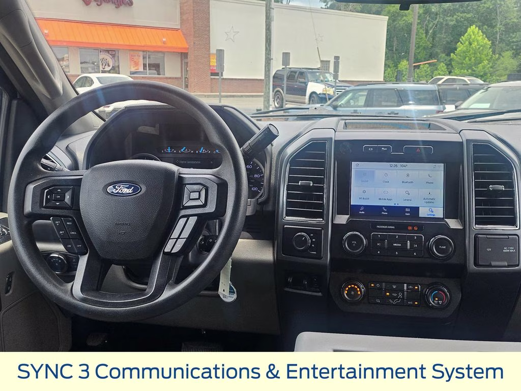 2022 Oxford White Ford Super Duty F-250 SRW XLT 4X4 Truck