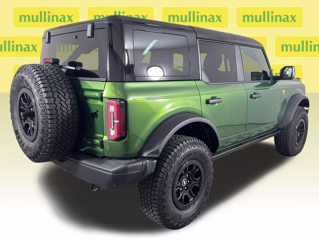 2025 Eruption Green Metallic Ford Bronco Badlands 4X4 SUV