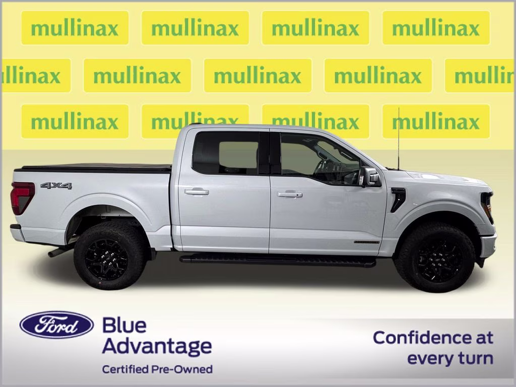 2025 Star White Metallic Tri-Coat Ford F-150 XLT 4X4 Truck