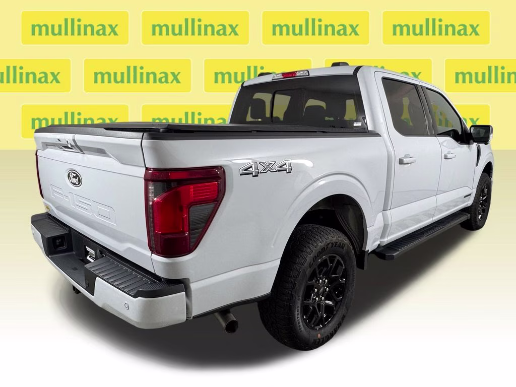 2025 Star White Metallic Tri-Coat Ford F-150 XLT 4X4 Truck