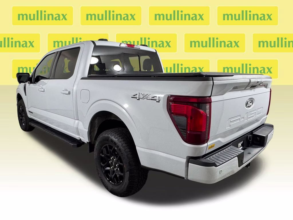 2025 Star White Metallic Tri-Coat Ford F-150 XLT 4X4 Truck