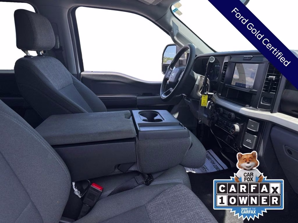 2025 White Ford Super Duty F-250 SRW XLT 4X4 Truck