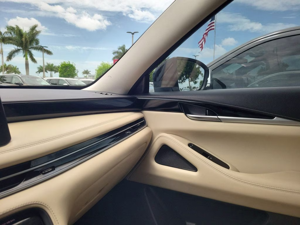 2023 Glacier White INFINITI QX60 PURE FWD SUV