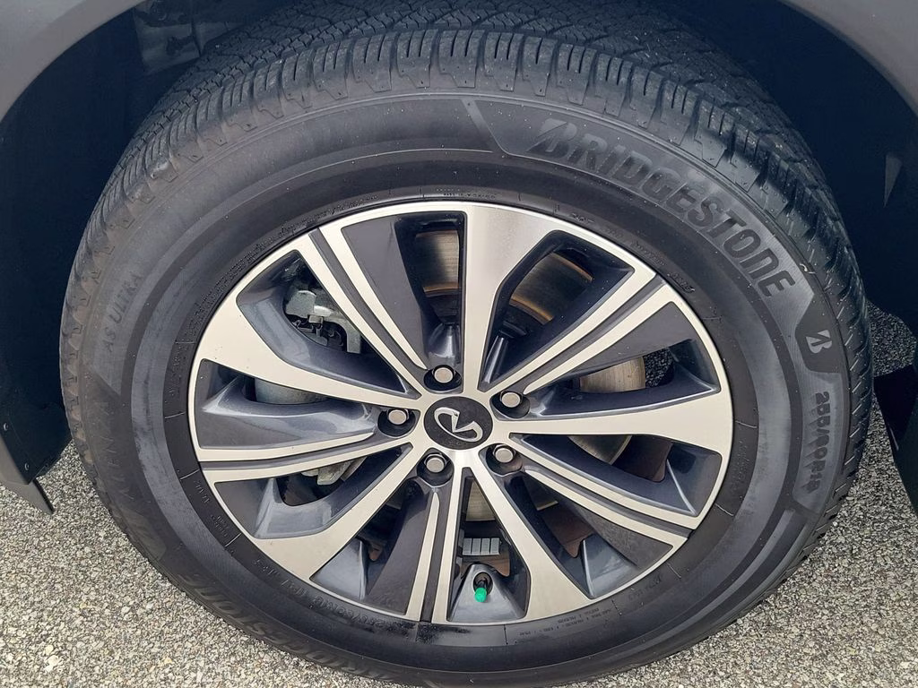 2023 Glacier White INFINITI QX60 PURE FWD SUV