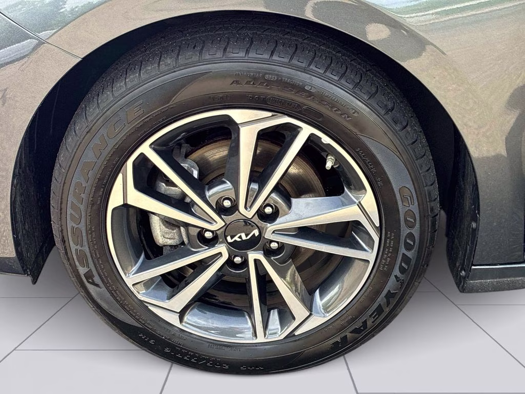 2024 Gravity Gray Kia Forte LXS FWD Sedan