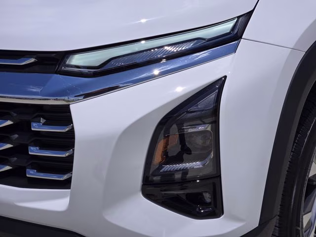 2026 Summit White Chevrolet Equinox LT FWD SUV