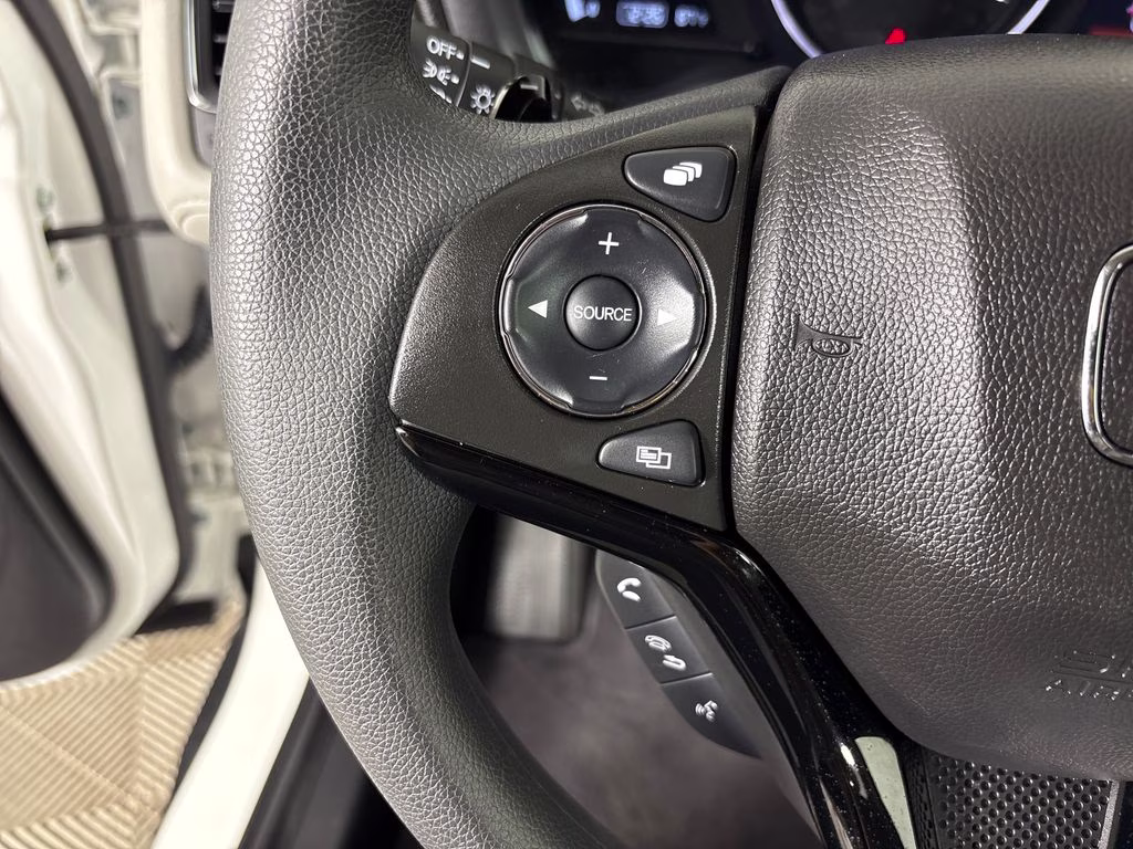 2019 Platinum White Pearl Honda HR-V EX FWD SUV