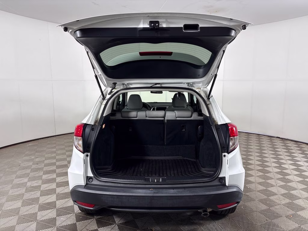 2019 Platinum White Pearl Honda HR-V EX FWD SUV