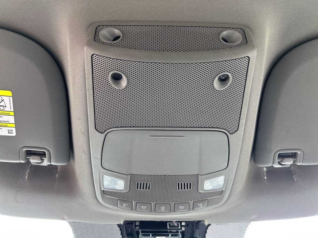2021 Oxford White Ford Super Duty F-250 SRW XL 4X4 Truck