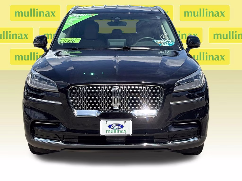 2023 Infinite Black Metallic Clearcoat Lincoln Aviator Standard RWD SUV