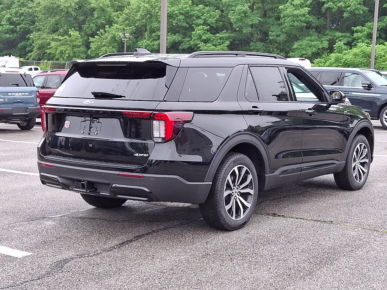 2026 Agate Black Metallic - UM Ford Explorer ST-Line 4X4