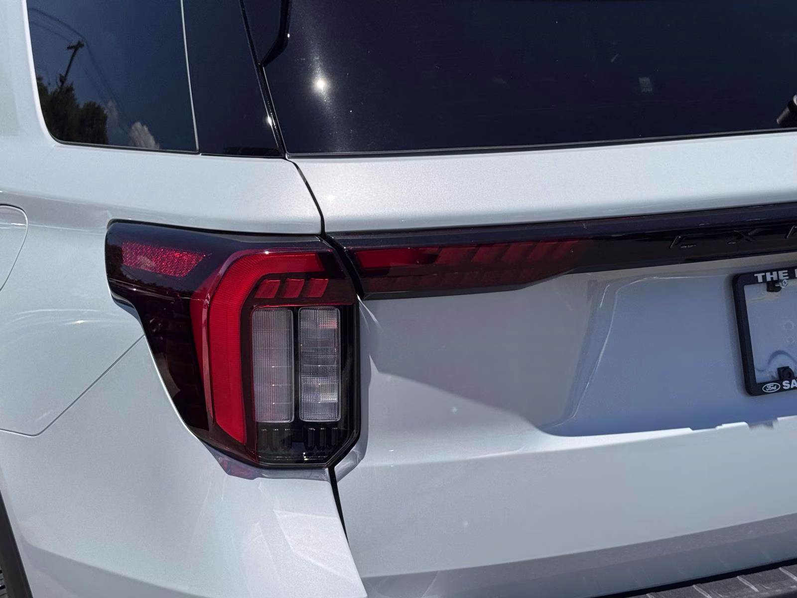 2026 White Ford Explorer ST-Line 4WD 4X4 SUV