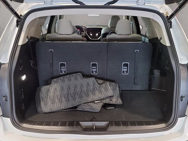 2025 Crystal White Pearl Subaru Ascent Premium AWD SUV
