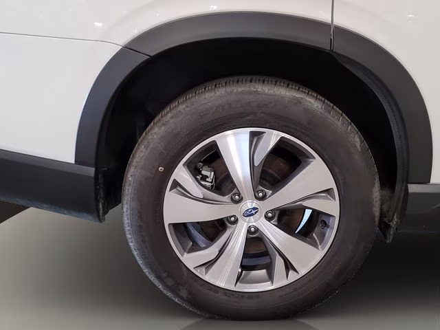 2025 Crystal White Pearl Subaru Ascent Premium AWD SUV