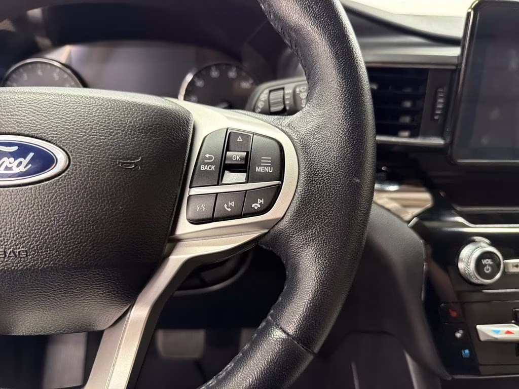 2023 Agate Black Metallic Ford Explorer Limited 4X4 SUV