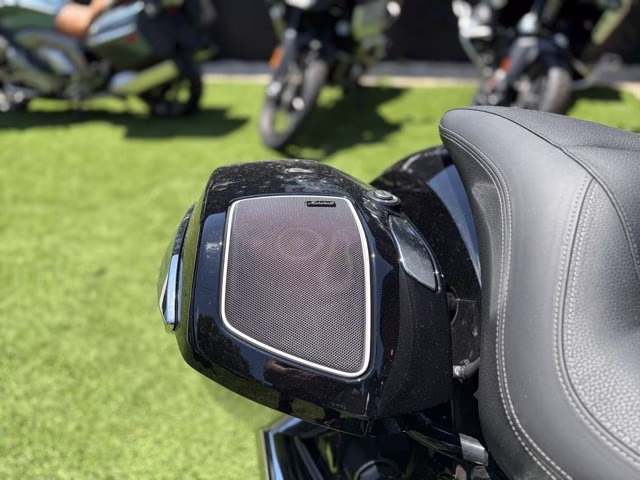 2023 BMW R18 BAGGER