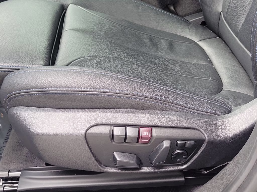 2021 Black Sapphire Metallic BMW X1 sDrive28i FWD SUV