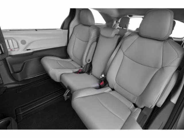 2024 Predawn Gray Mica Toyota Sienna XLE FWD Van
