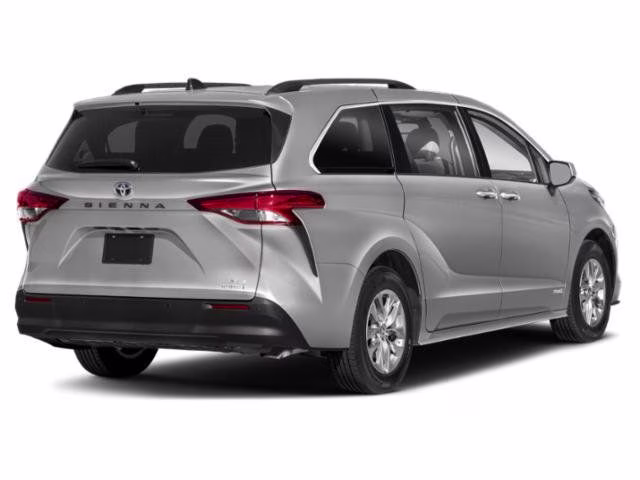 2024 Predawn Gray Mica Toyota Sienna XLE FWD Van