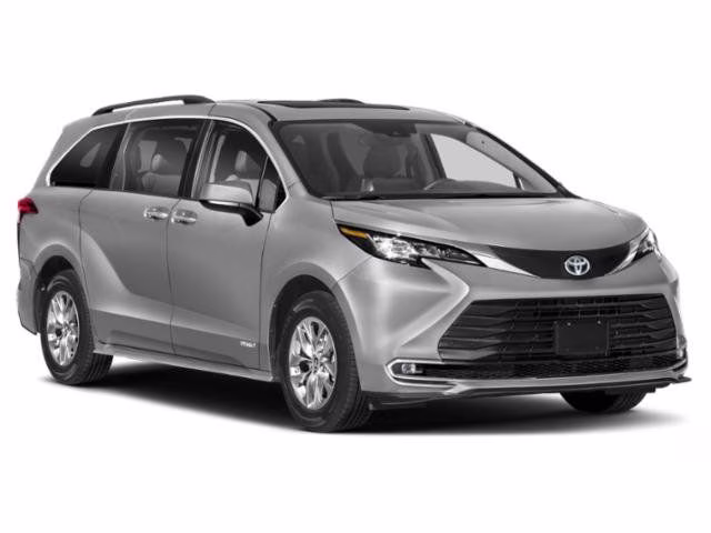 2024 Predawn Gray Mica Toyota Sienna XLE FWD Van