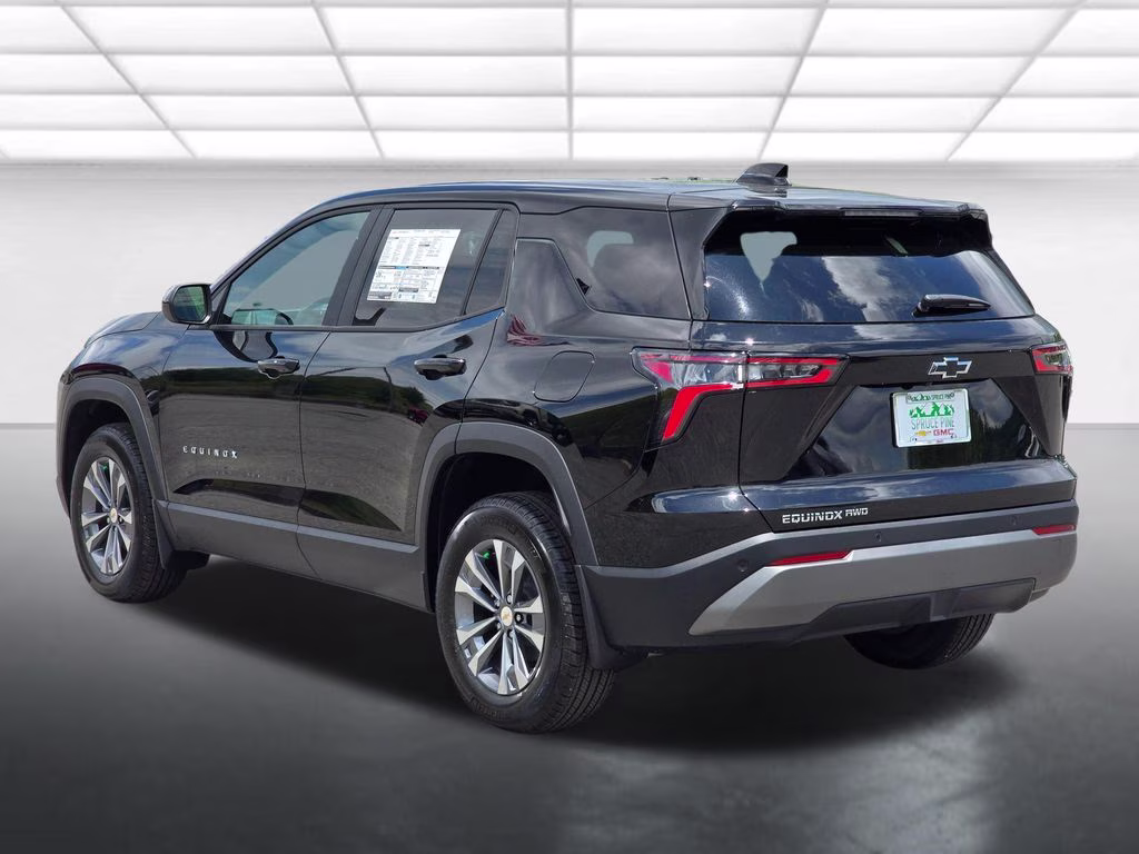 2026 Mosaic Black Metallic Chevrolet Equinox LT AWD SUV