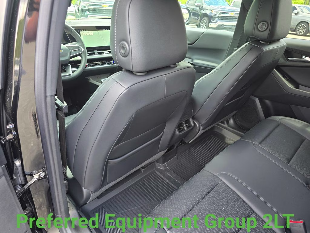 2026 Mosaic Black Metallic Chevrolet Equinox LT AWD SUV