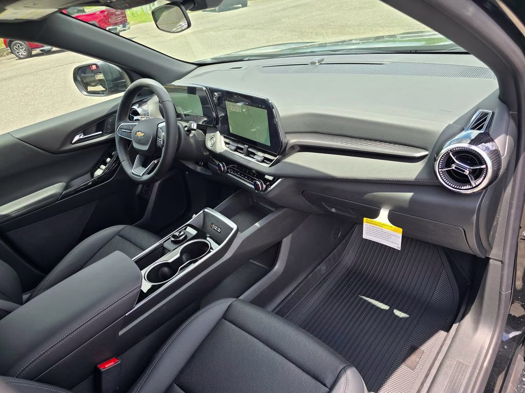 2026 Mosaic Black Metallic Chevrolet Equinox LT AWD SUV