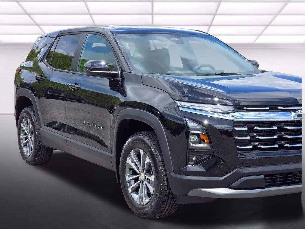 2026 Mosaic Black Metallic Chevrolet Equinox LT AWD SUV