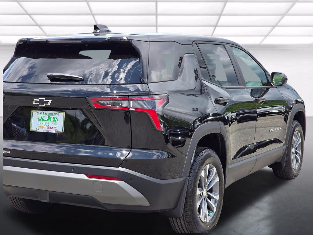 2026 Mosaic Black Metallic Chevrolet Equinox LT AWD SUV