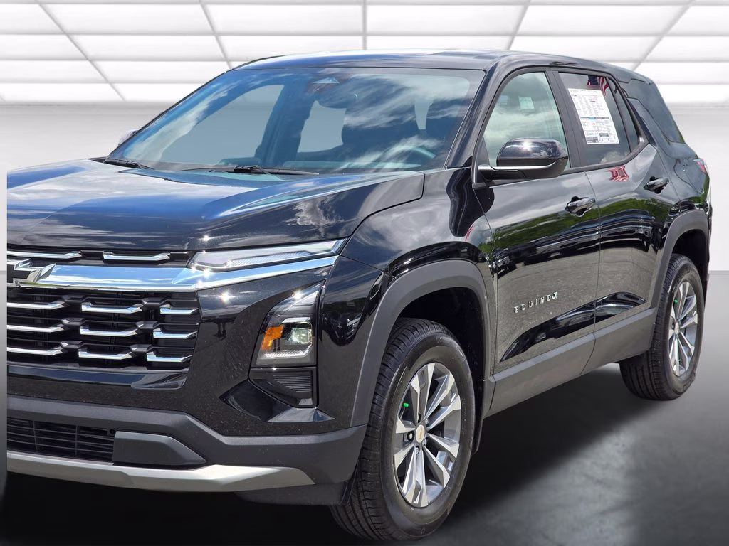 2026 Mosaic Black Metallic Chevrolet Equinox LT AWD SUV