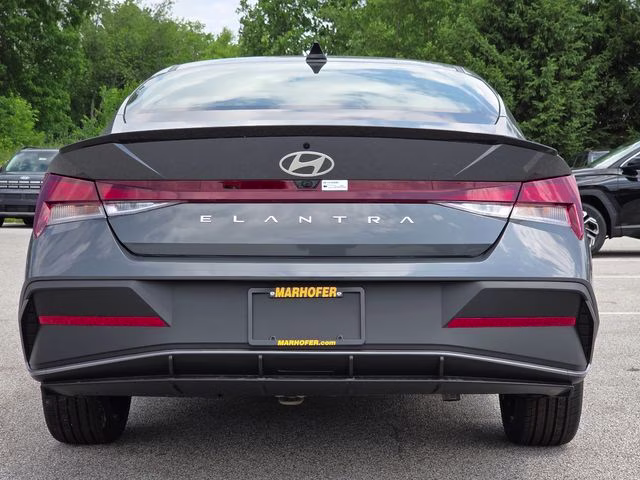 2026 Ecotronic Gray Hyundai Elantra SEL Sport FWD Sedan