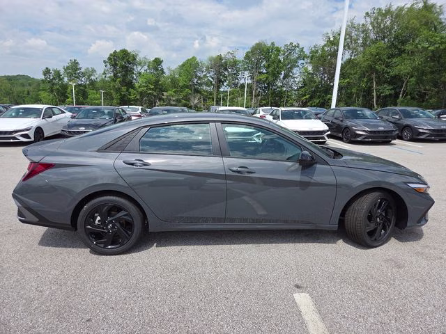 2026 Ecotronic Gray Hyundai Elantra SEL Sport FWD Sedan