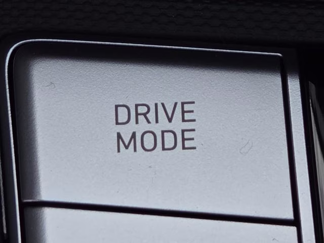 2026 Serenity White Pearl Hyundai Elantra SEL Sport FWD Sedan